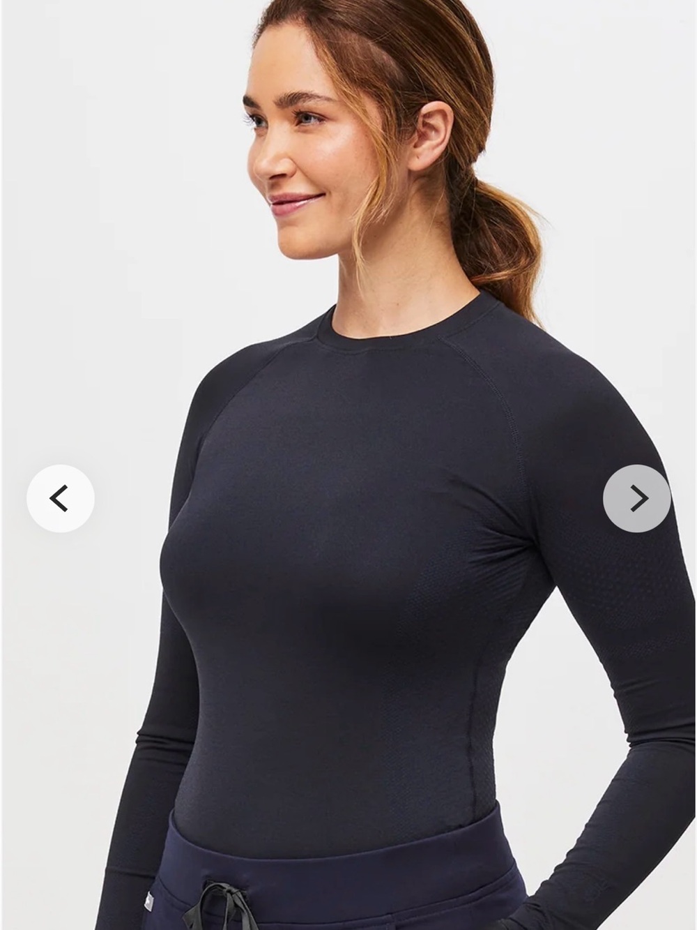 FIGS womens black seamless Long-Sleeve under scrub size XS